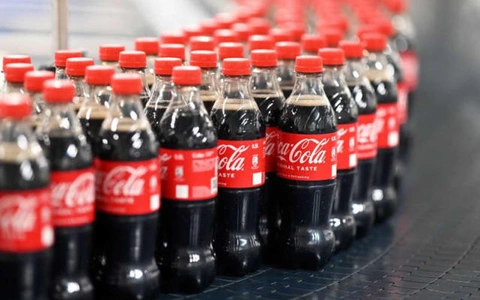 Coca-Cola thu hồi toàn bộ sản phẩm ở châu Âu - Tuổi Trẻ Online