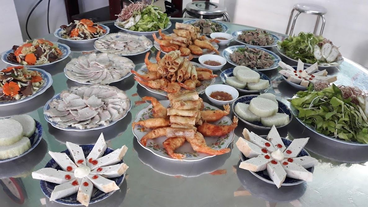 Về quê ăn giỗ