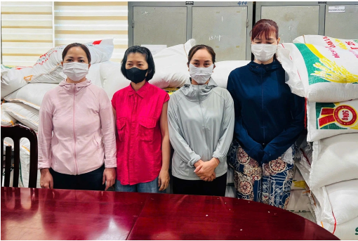 NÓNG: Phát hiện hơn 17 tấn gạo ST25 giả bị bán ra thị trường, hé lộ lời khai gây phẫn nộ của 2 chủ cửa hàng - Ảnh 1